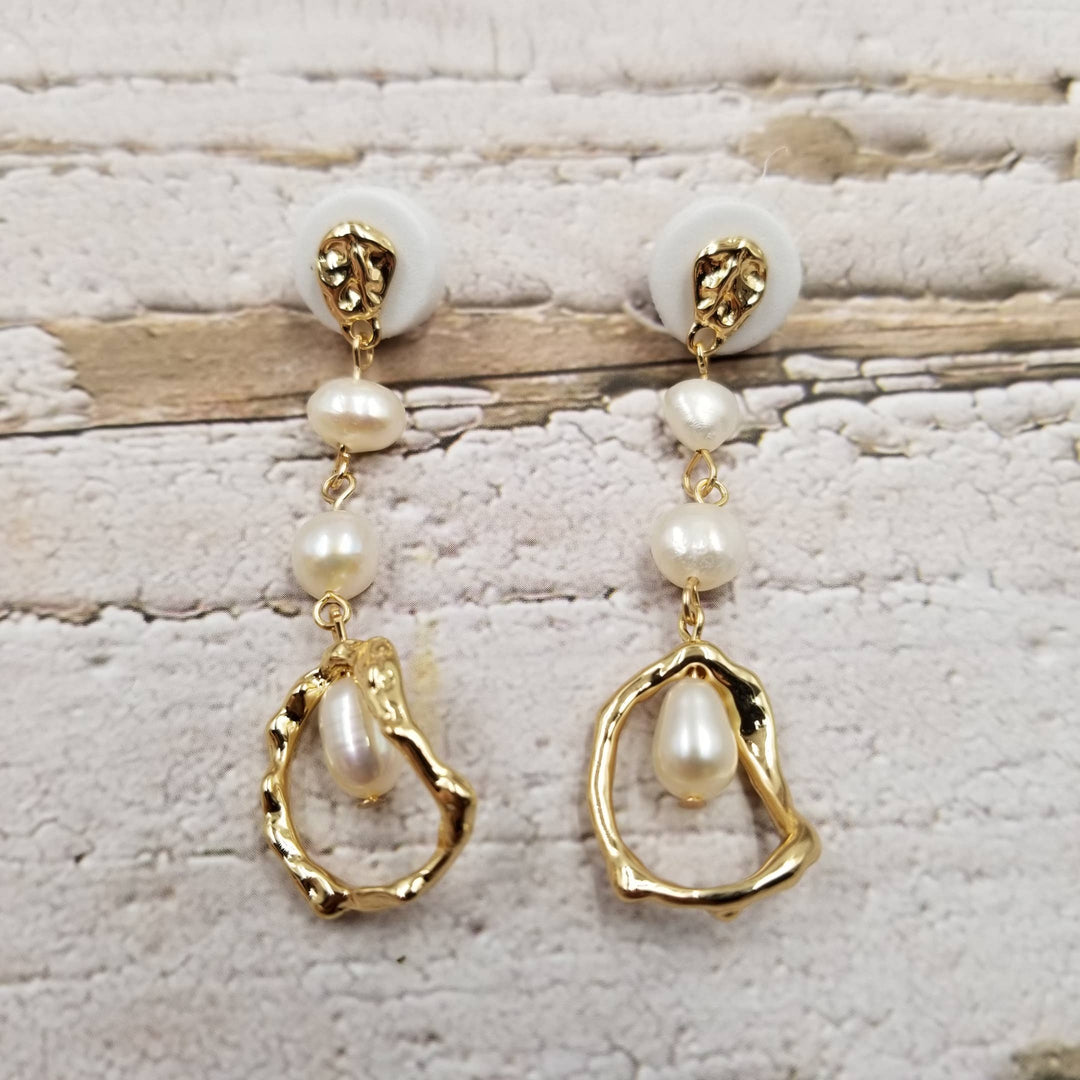 Natural Pearl Dangle Earrings in Gold