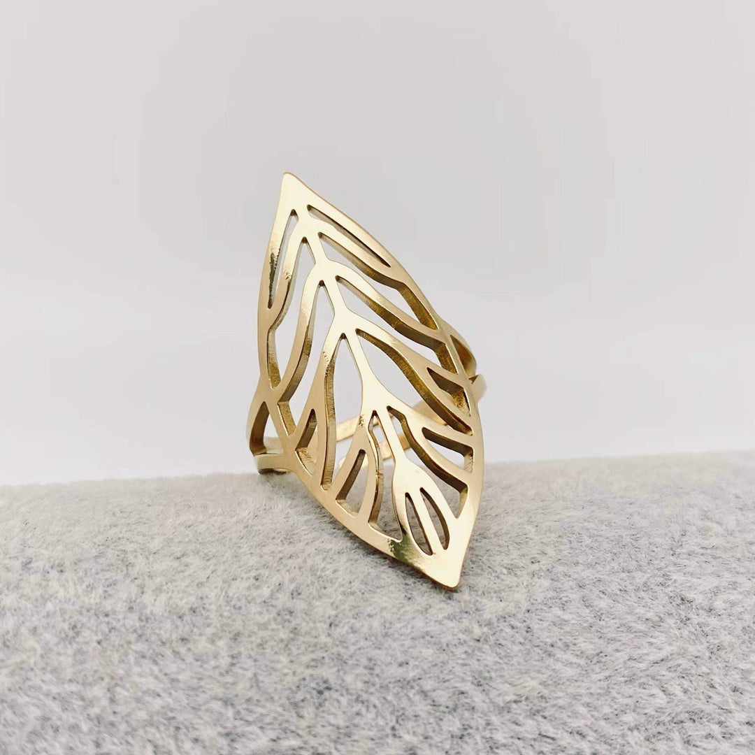 Mio Queena - Leaf Shape Golden Stainless Steel Adjustable Ring