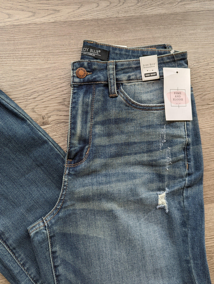 Judy Blue High waist cuffed destroyed boyfriend jean - Esme and Elodie