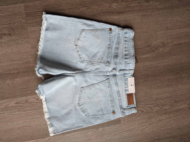 Judy Blue Light Blue denim washed frayed hem shorts - Esme and Elodie