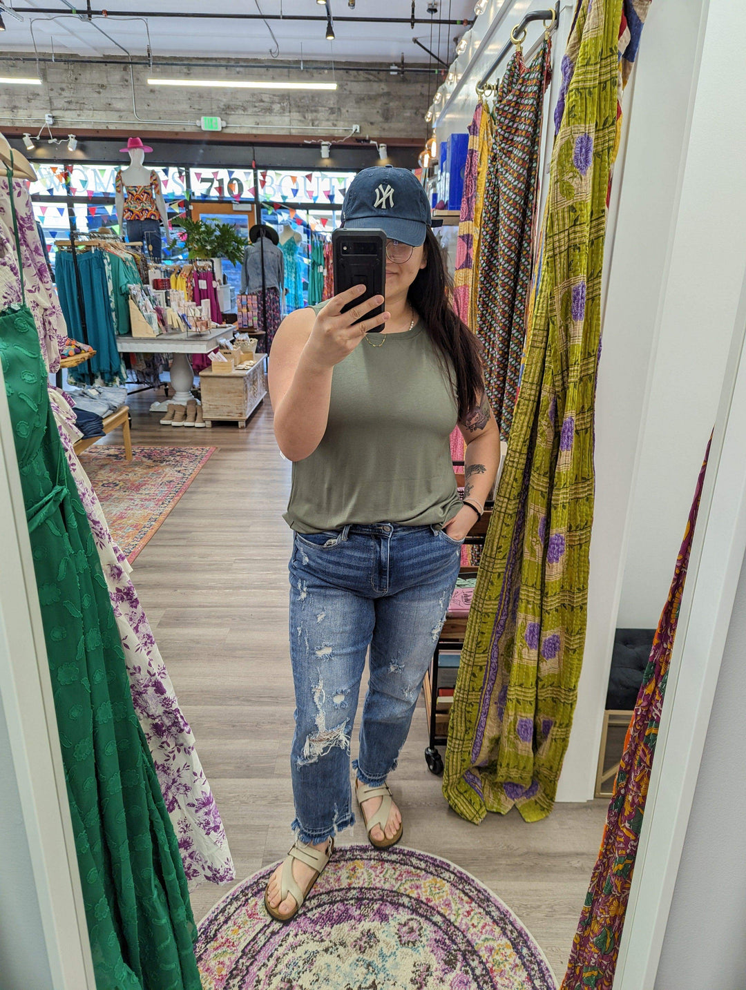 Judy Blue- straight leg high waist raw hem bleached fray bottom - Esme and Elodie