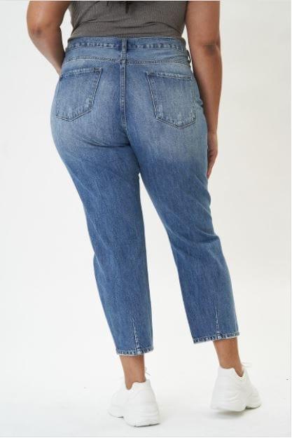 Karen- Plus size high rise mom jean - Esme and Elodie