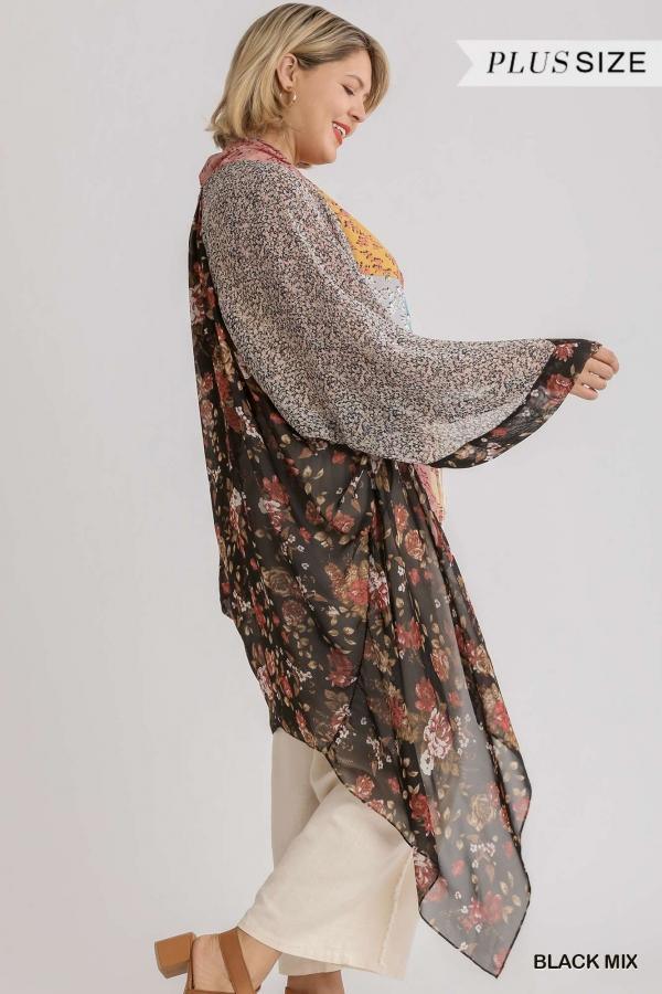 Nighttime Garden- plus size mixed floral kimono in black mix - Esme and Elodie