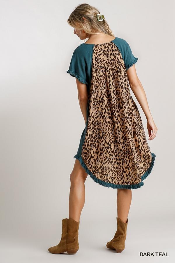 Roam Free- linen blend short sleeve with animal print back - Esme and Elodie