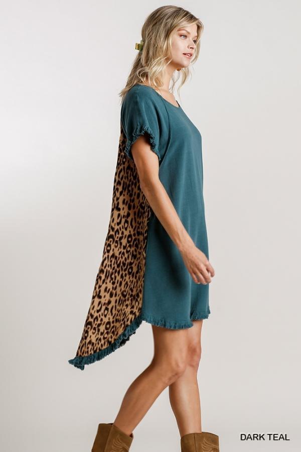 Roam Free- linen blend short sleeve with animal print back - Esme and Elodie